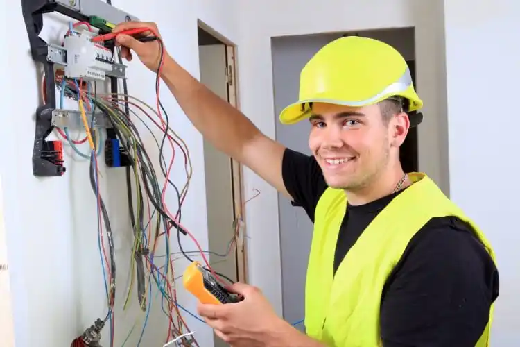 elektricien Stroobos